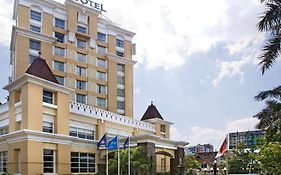 Novotel Semarang 4*